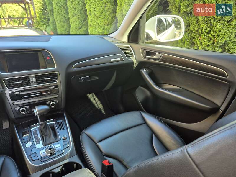 Внедорожник / Кроссовер Audi Q5 2016 в Львове