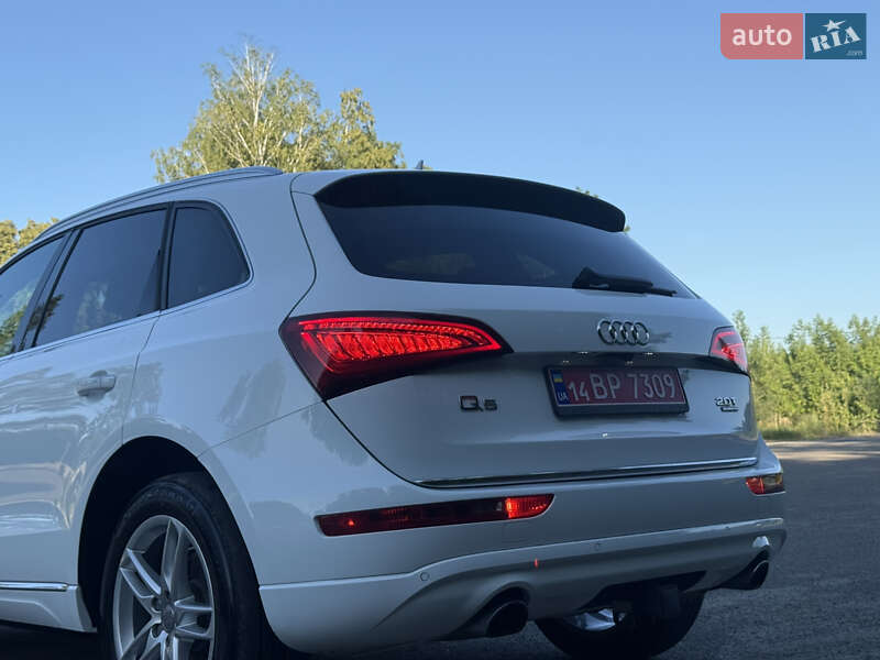 Внедорожник / Кроссовер Audi Q5 2015 в Самборе