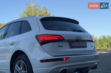 Внедорожник / Кроссовер Audi Q5 2015 в 