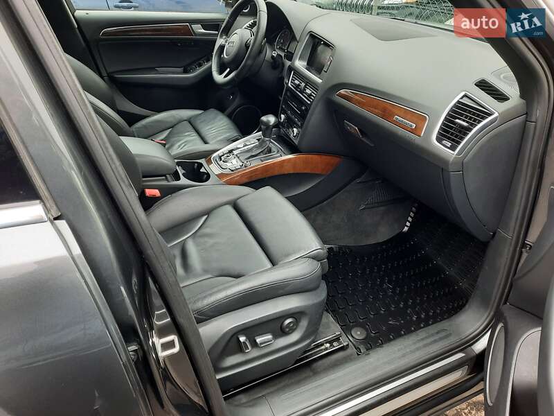 Позашляховик / Кросовер Audi Q5 2014 в Рівному