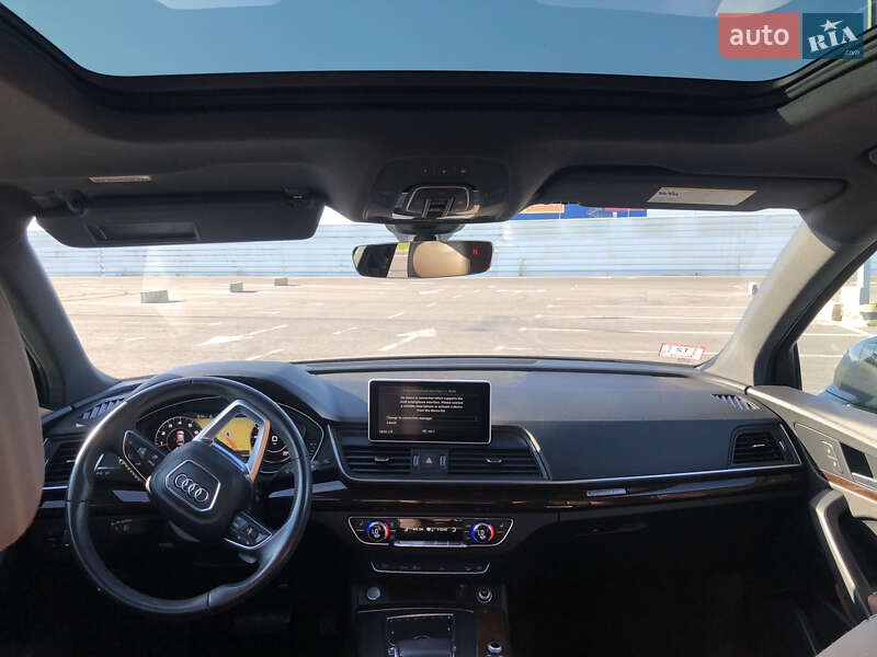 Внедорожник / Кроссовер Audi Q5 2018 в Львове