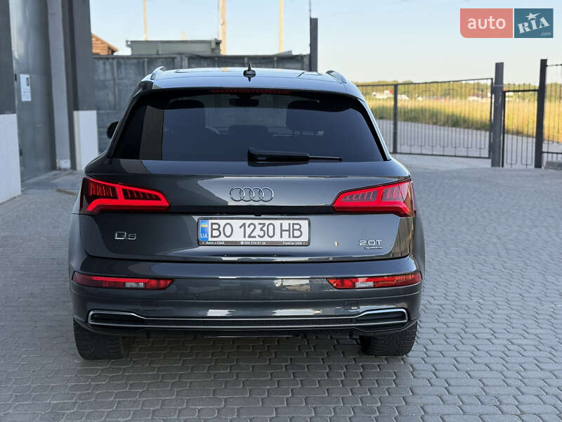 Внедорожник / Кроссовер Audi Q5 2017 в Тернополе