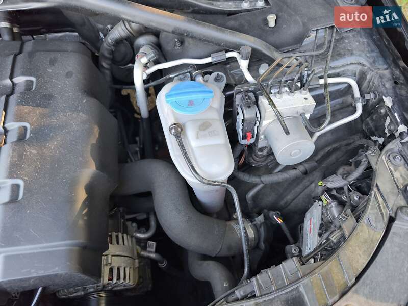 Внедорожник / Кроссовер Audi Q5 2016 в Обухове