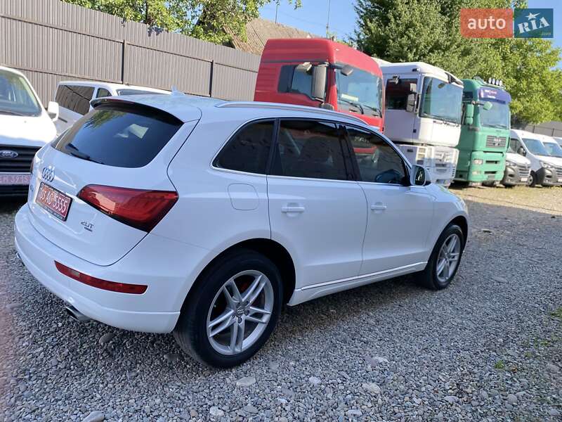 Внедорожник / Кроссовер Audi Q5 2014 в Хусте