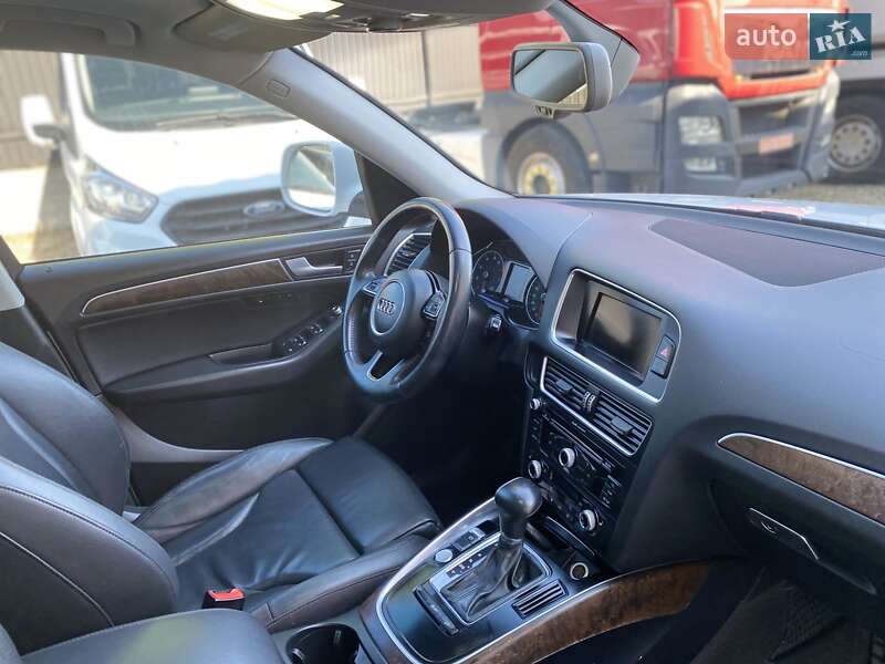 Внедорожник / Кроссовер Audi Q5 2014 в Хусте