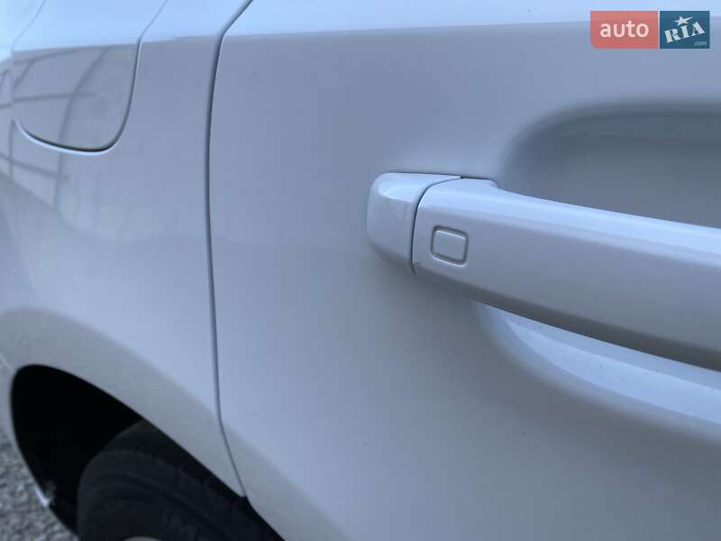 Внедорожник / Кроссовер Audi Q5 2014 в Хусте
