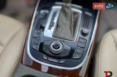 Внедорожник / Кроссовер Audi Q5 2012 в 
