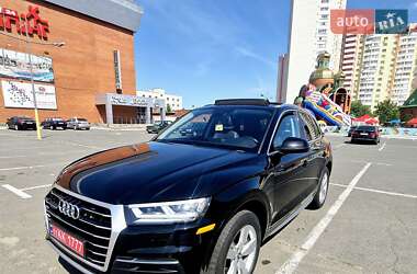 Позашляховик / Кросовер Audi Q5 2017 в Броварах