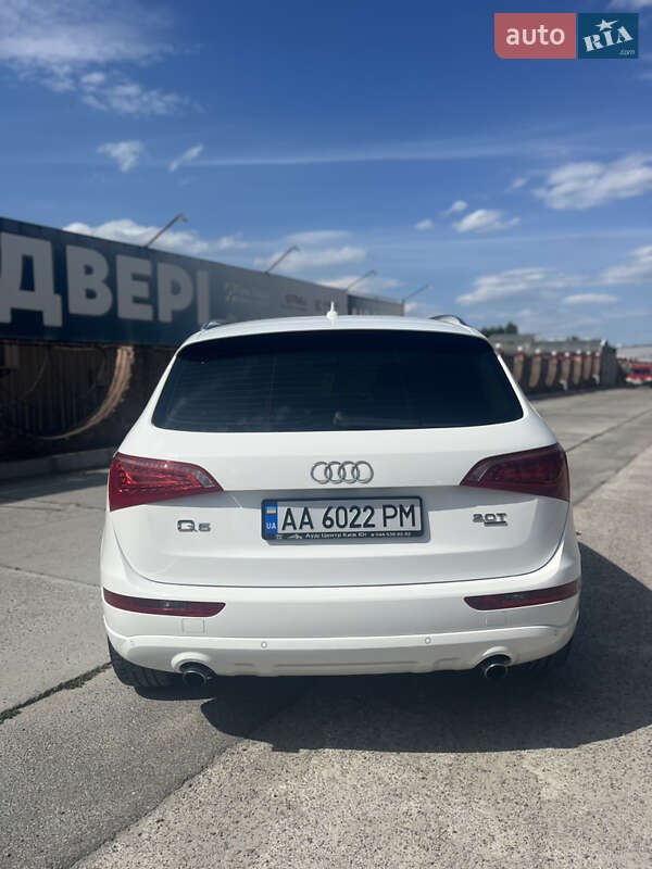 Внедорожник / Кроссовер Audi Q5 2009 в Софиевской Борщаговке
