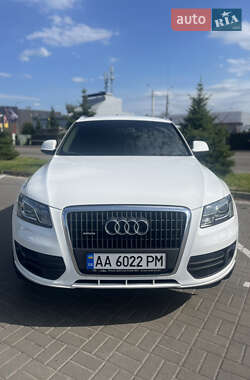 Внедорожник / Кроссовер Audi Q5 2009 в 
