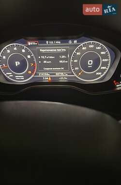 Внедорожник / Кроссовер Audi Q5 2018 в 