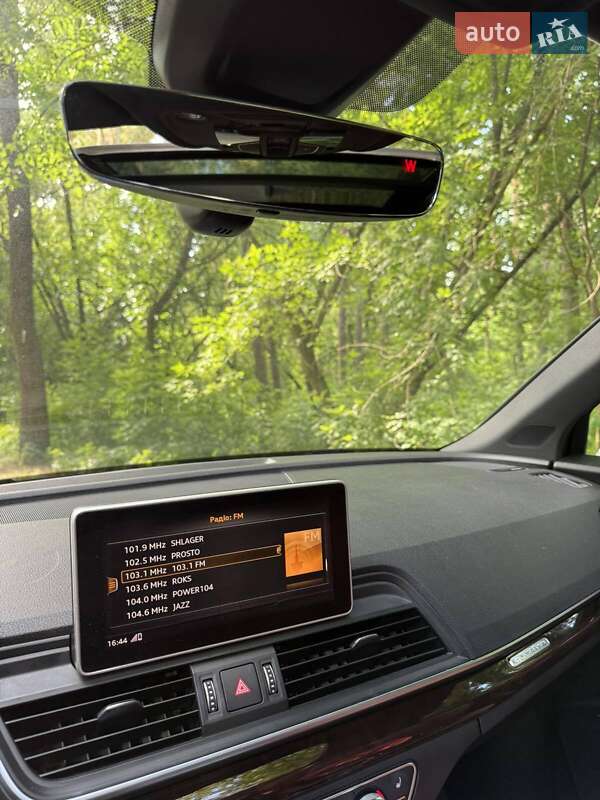 Позашляховик / Кросовер Audi Q5 2018 в Києві