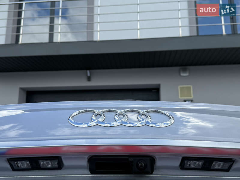 Внедорожник / Кроссовер Audi Q5 2022 в Дрогобыче