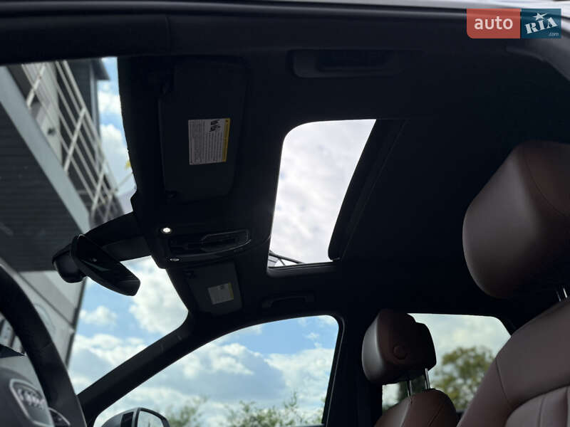 Внедорожник / Кроссовер Audi Q5 2022 в Дрогобыче