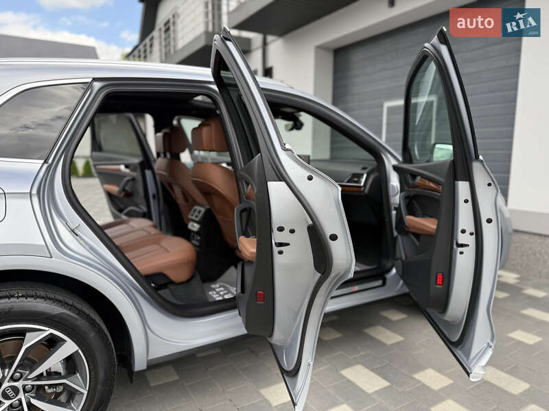 Внедорожник / Кроссовер Audi Q5 2022 в Дрогобыче