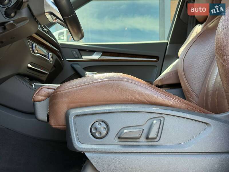 Внедорожник / Кроссовер Audi Q5 2018 в Ровно фото 24 Внедорожник / Кроссовер Audi Q5 2018 в Ровно