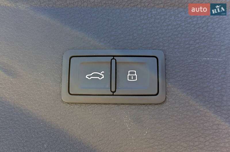 Внедорожник / Кроссовер Audi Q5 2018 в Ровно фото 71 Внедорожник / Кроссовер Audi Q5 2018 в Ровно