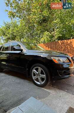 Внедорожник / Кроссовер Audi Q5 2011 в 