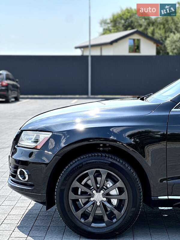 Позашляховик / Кросовер Audi Q5 2015 в Самборі