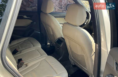 Внедорожник / Кроссовер Audi Q5 2013 в 