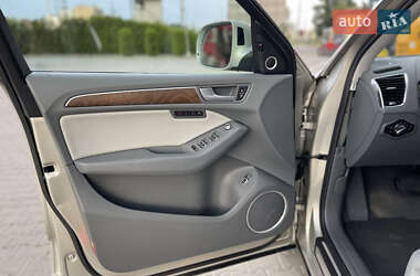 Внедорожник / Кроссовер Audi Q5 2012 в 