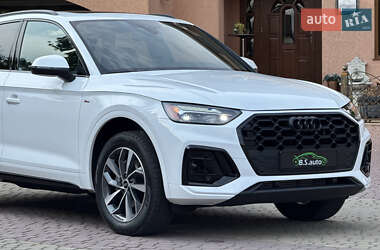 Позашляховик / Кросовер Audi Q5 2024 в 