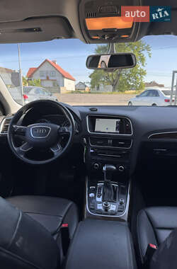 Внедорожник / Кроссовер Audi Q5 2016 в 
