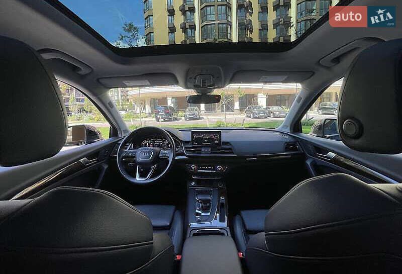 Позашляховик / Кросовер Audi Q5 2018 в Києві