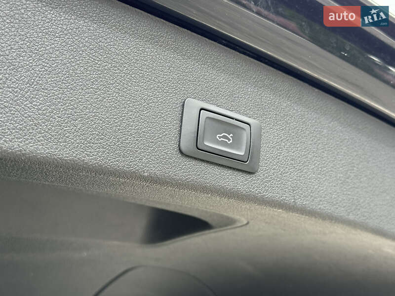 Внедорожник / Кроссовер Audi Q5 2015 в Самборе