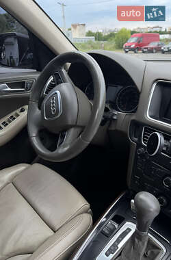 Внедорожник / Кроссовер Audi Q5 2011 в 