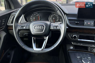 Внедорожник / Кроссовер Audi Q5 2019 в 