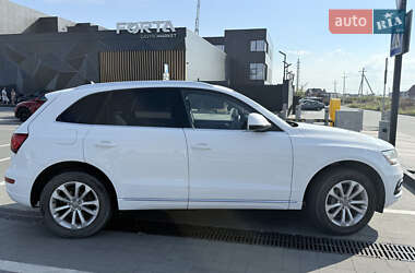 Позашляховик / Кросовер Audi Q5 2013 в 