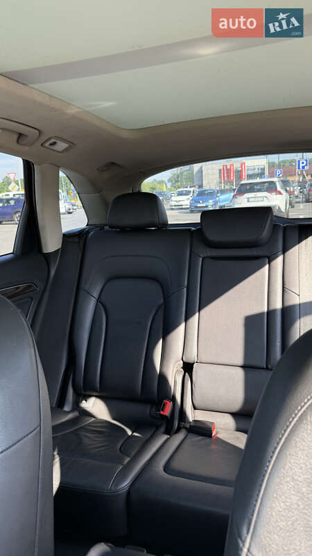 Внедорожник / Кроссовер Audi Q5 2013 в Луцке