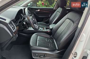 Внедорожник / Кроссовер Audi Q5 2018 в 