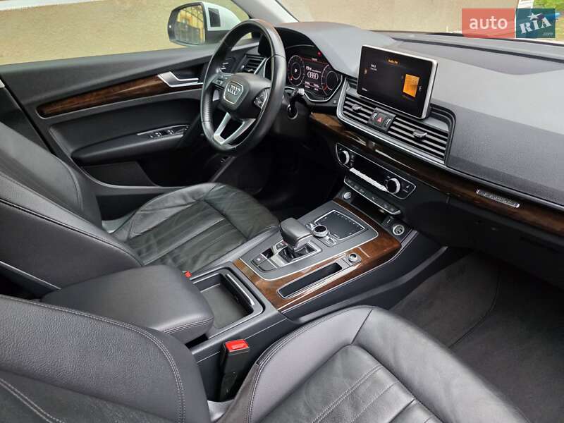 Позашляховик / Кросовер Audi Q5 2018 в Тернополі