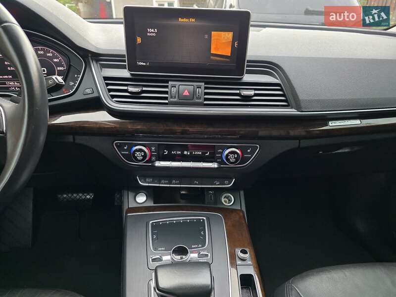 Позашляховик / Кросовер Audi Q5 2018 в Тернополі