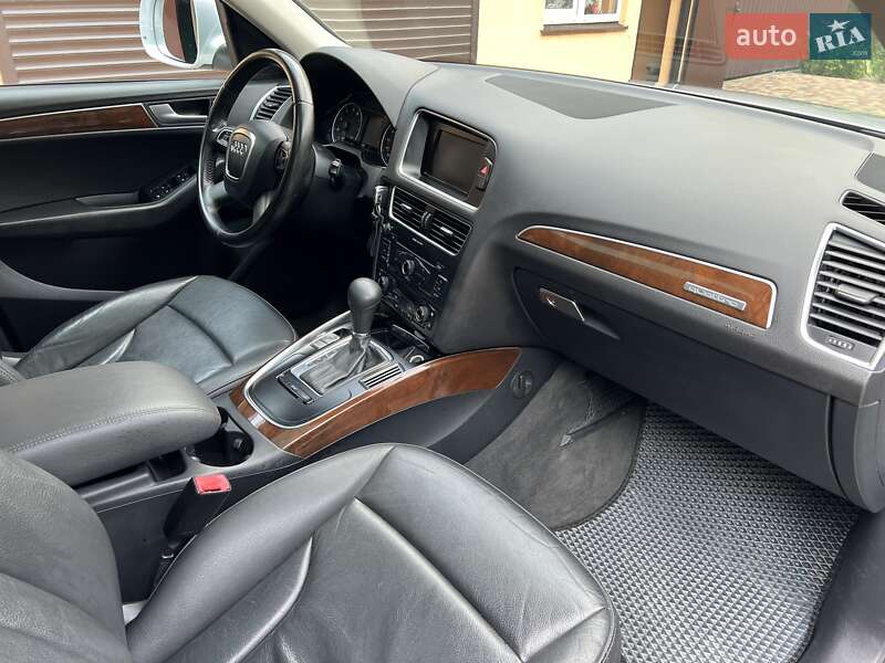 Позашляховик / Кросовер Audi Q5 2012 в Києві