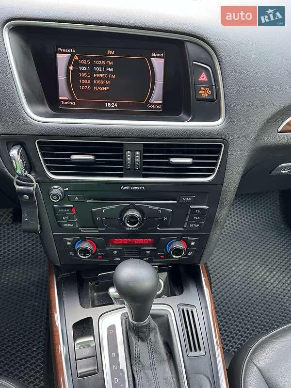 Позашляховик / Кросовер Audi Q5 2012 в Києві