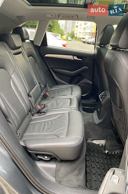 Внедорожник / Кроссовер Audi Q5 2013 в 