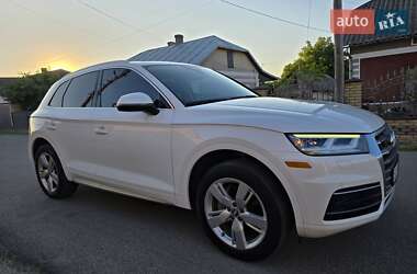 Внедорожник / Кроссовер Audi Q5 2018 в 