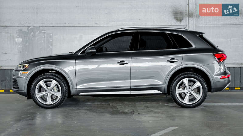 Позашляховик / Кросовер Audi Q5 2018 в Рівному