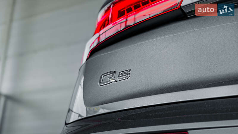 Позашляховик / Кросовер Audi Q5 2018 в Рівному