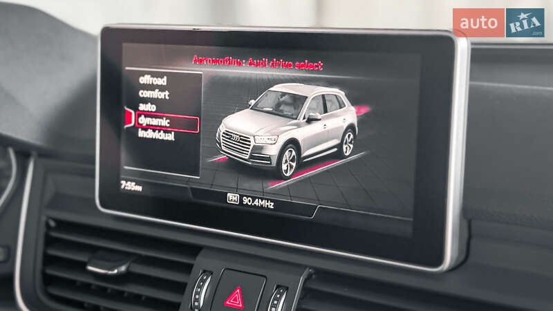 Позашляховик / Кросовер Audi Q5 2018 в Рівному
