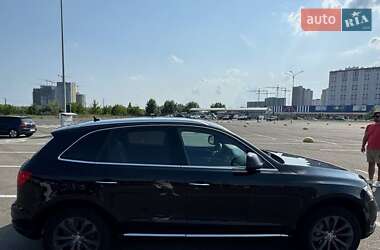 Внедорожник / Кроссовер Audi Q5 2016 в 