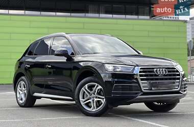 Позашляховик / Кросовер Audi Q5 2017 в 