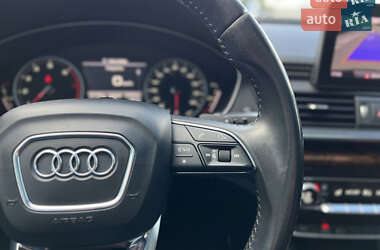 Позашляховик / Кросовер Audi Q5 2017 в 