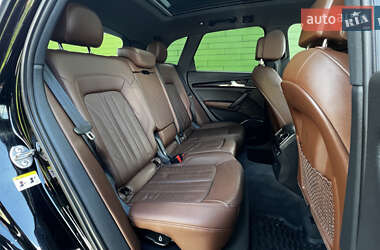 Позашляховик / Кросовер Audi Q5 2017 в 