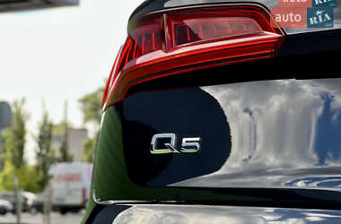 Позашляховик / Кросовер Audi Q5 2017 в 