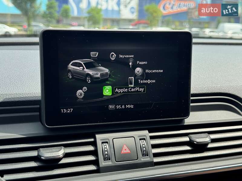 Позашляховик / Кросовер Audi Q5 2020 в Києві