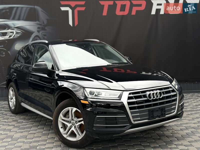 Позашляховик / Кросовер Audi Q5 2018 в Львові